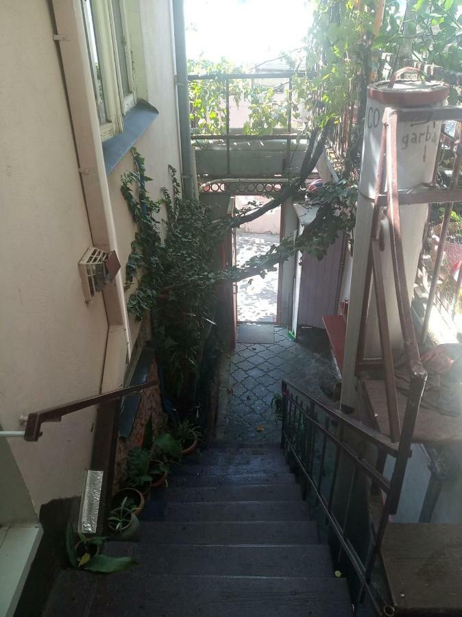 Hotel Vamax Tbiliszi Kültér fotó